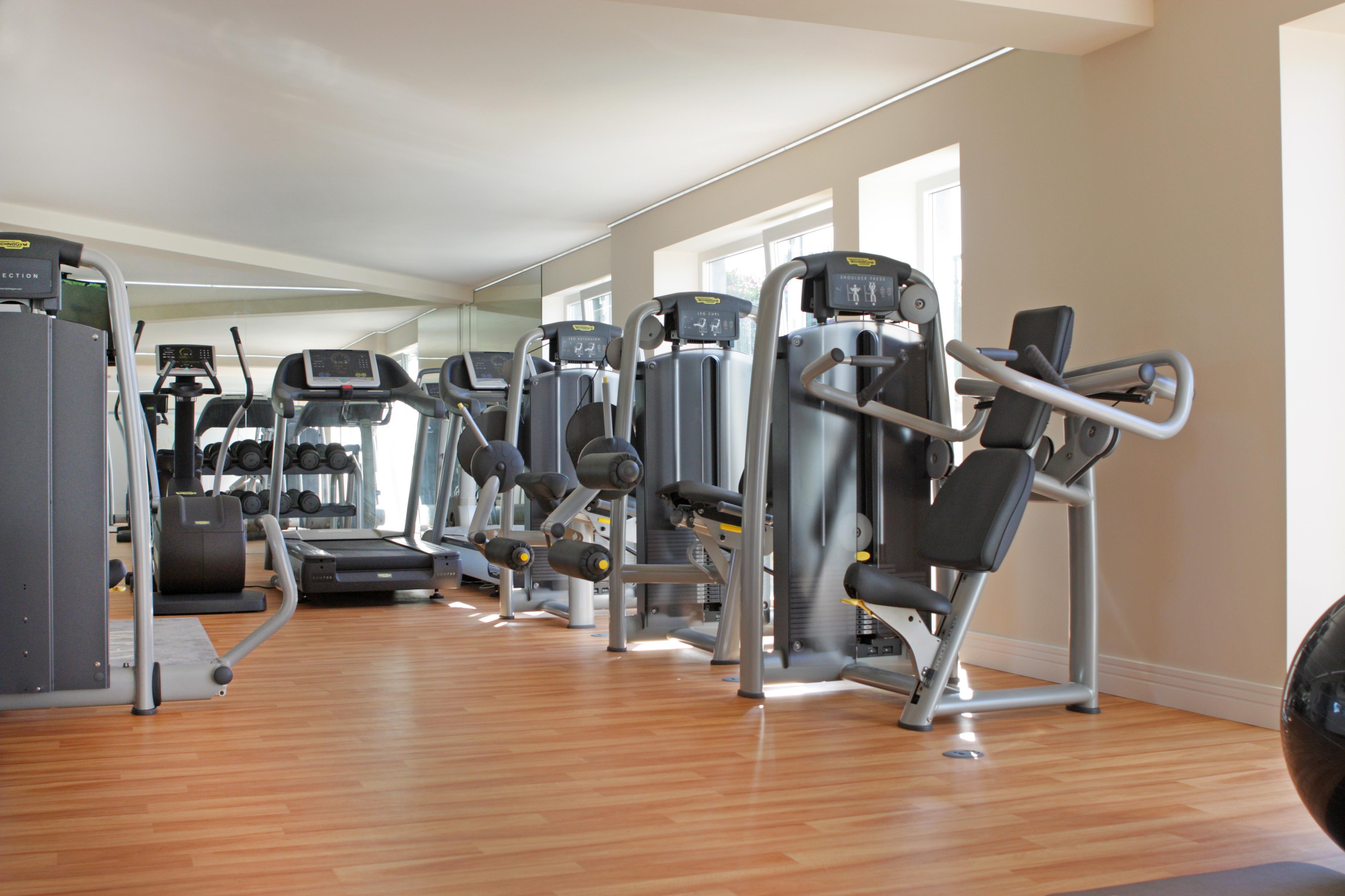 Longevity Senses - Cascais Boutique Hotel - Adults Only ภายนอก รูปภาพ The gym at the hotel